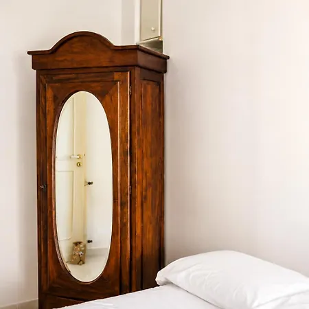 Apartament Amare *